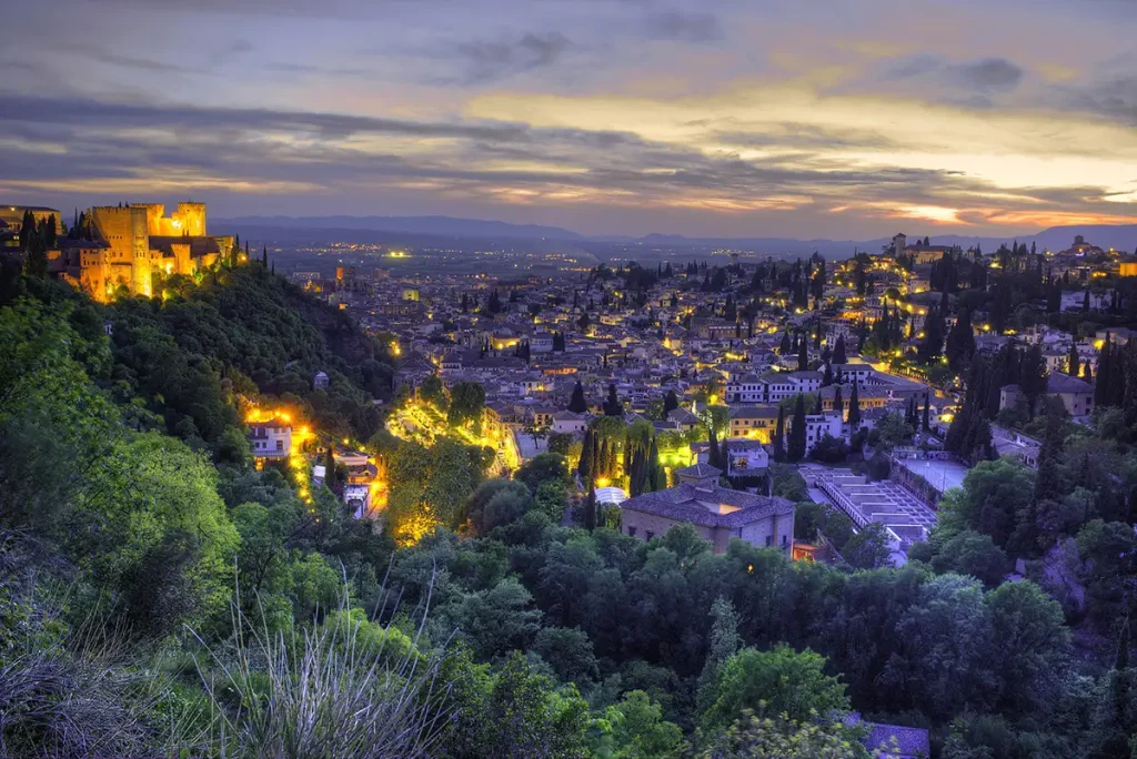 La ville de Grenade au coucher du soleil - Andalousie Espagne